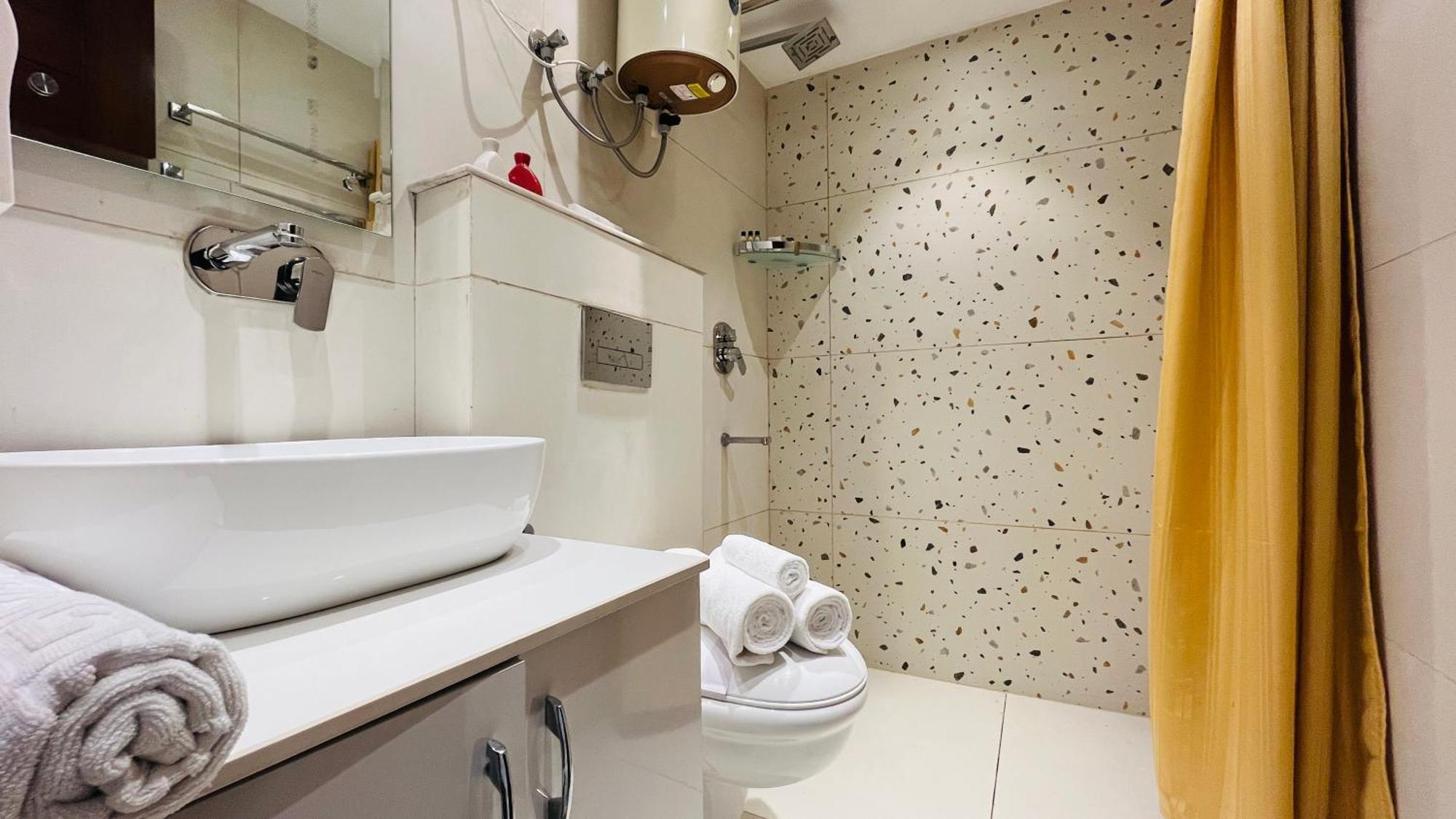 Zen Suites Gurgaon - Luxe Stays Collection Room photo
